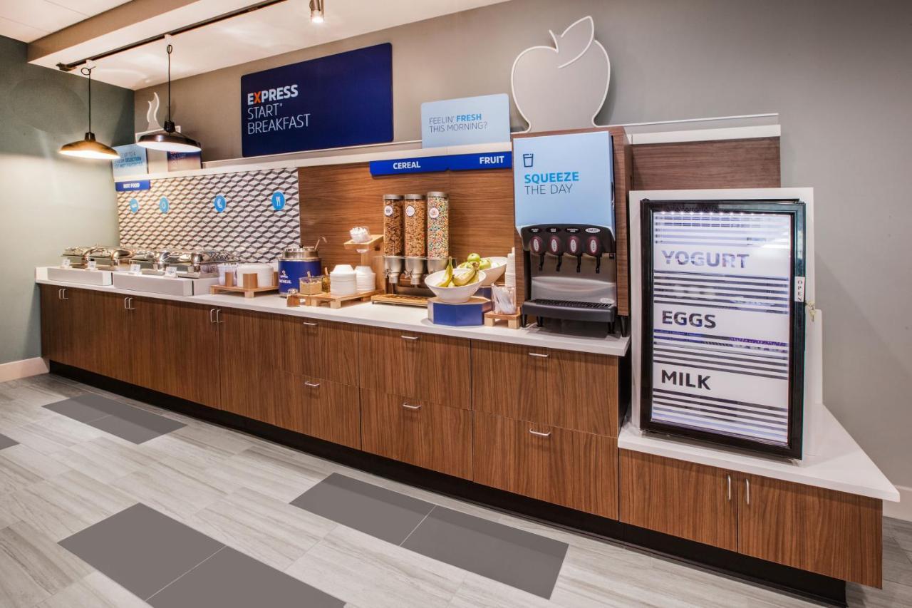 Holiday Inn Express - Kansas City Downtown By Ihg Екстер'єр фото