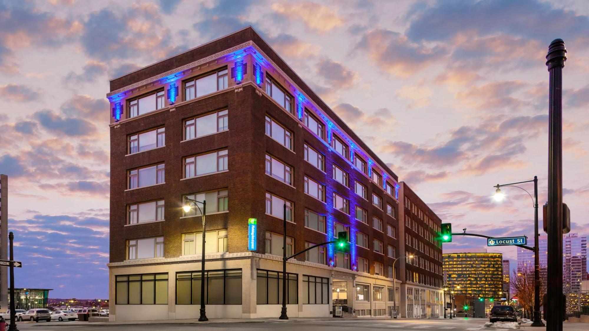 Holiday Inn Express - Kansas City Downtown By Ihg Екстер'єр фото